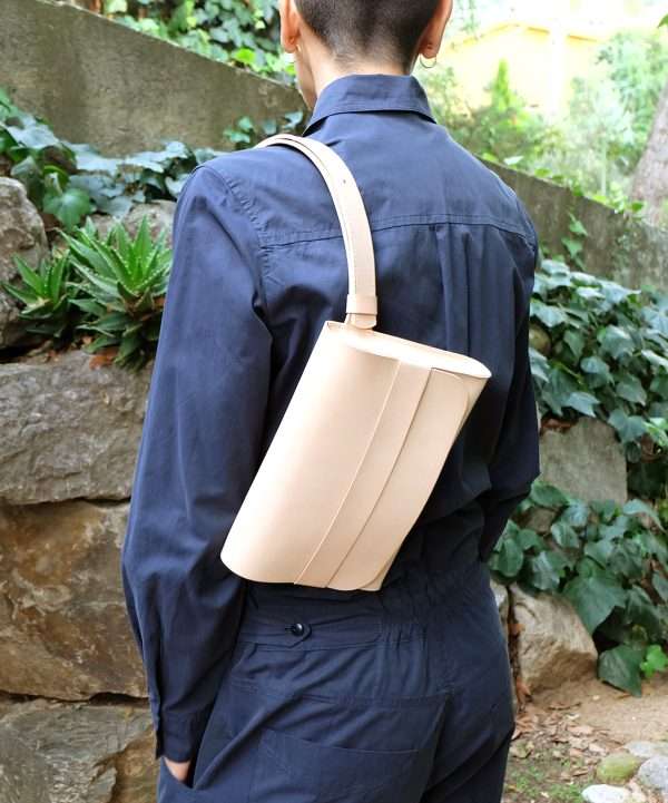 120-belt-bag-veg-tan-calfskin-leather-natural-10 copia L120